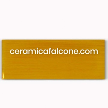 10 x 30 cm tile 1 cm thick...